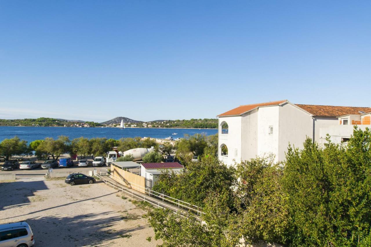 Apartment Nediljka Vodice Quarto foto